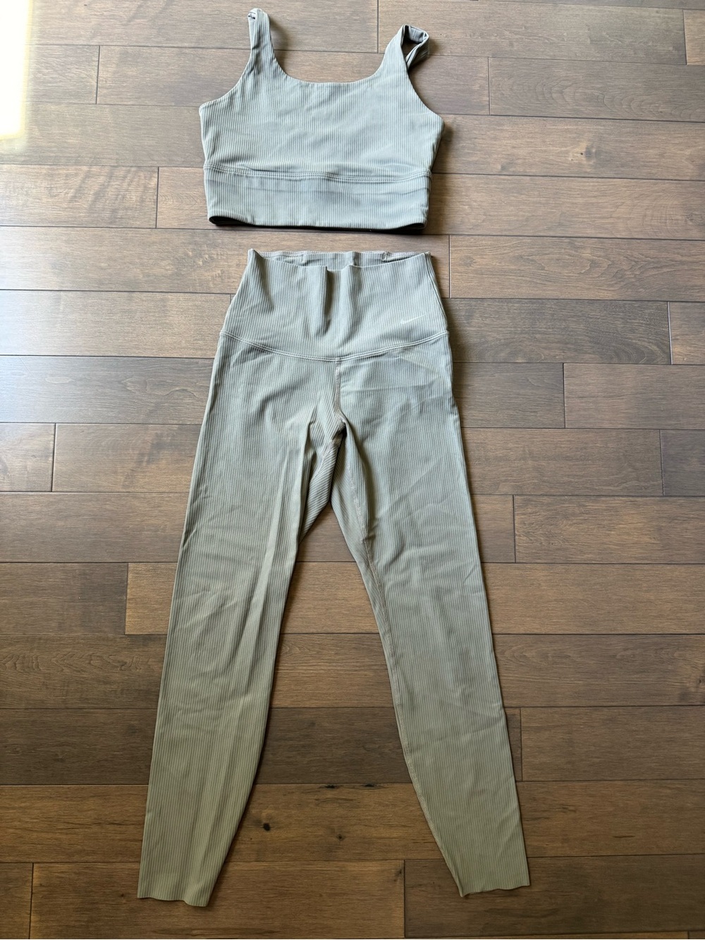 Nike Zenvy Rib legging plus Nike Zenvy sports bra